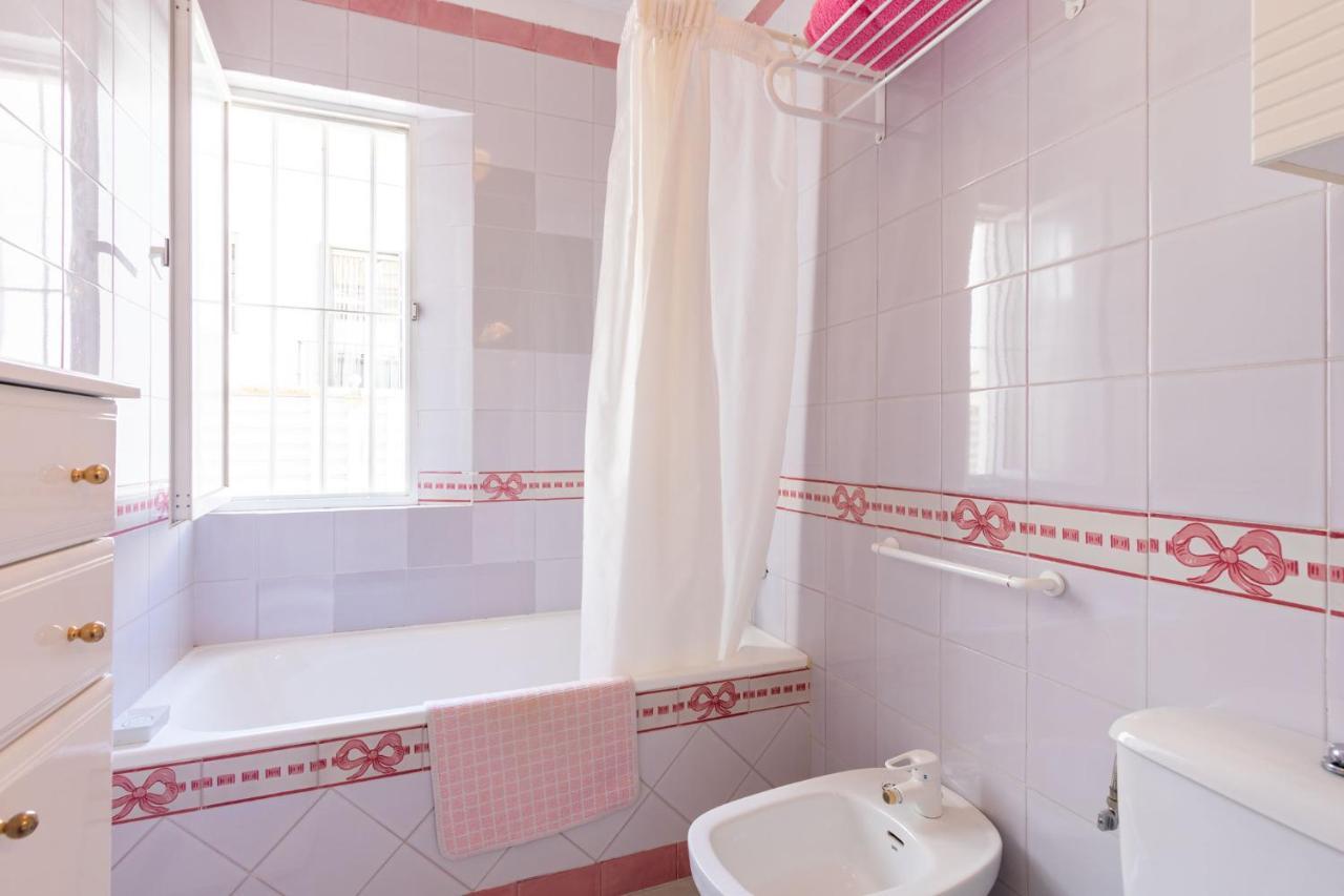 Holiday Apartment, 2 Pax, Historical Center Sevilla Exterior foto